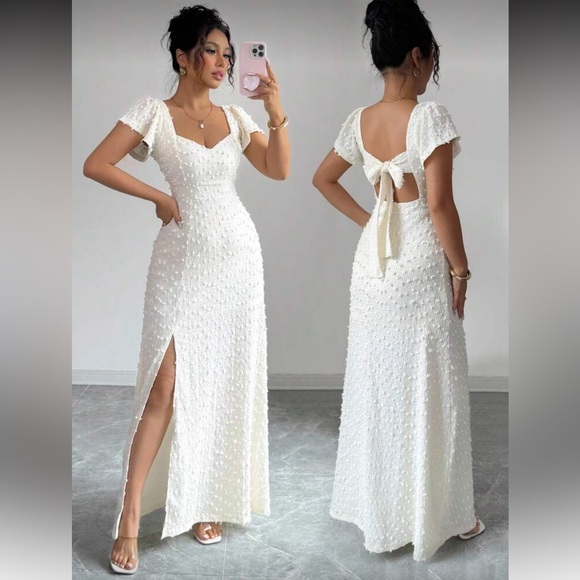 Dresses & Skirts - Chic White Backless Maxi Dress